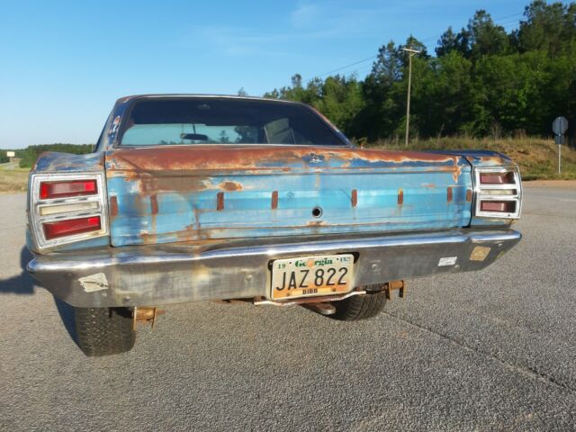 dodge dart 68 v8 running cond project car ! 68 year - the best dart body line !