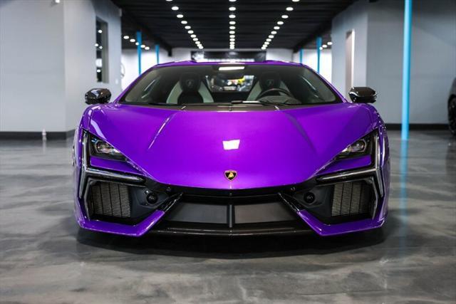 2024 lamborghini revuelto