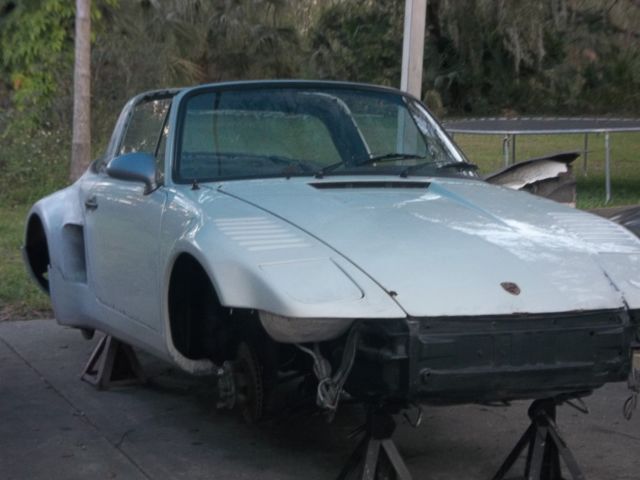 1976 porsche 911 targa , parts car, salvage.perfect for export