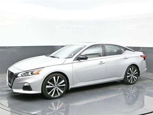 2021 nissan altima 2.5 sr