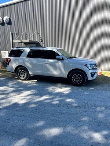 2019 ford expedition xlt