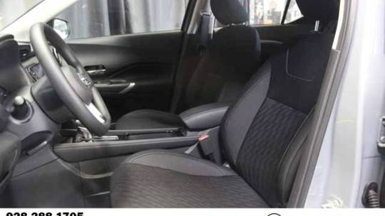 2024 Nissan Kicks