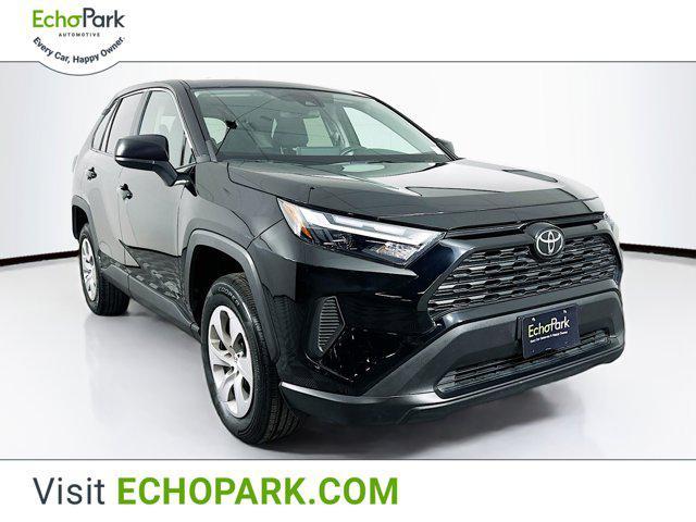2023 toyota rav4 le