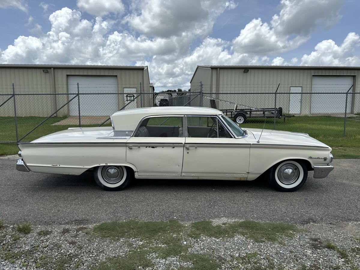 1963 mercury monterey sedan white