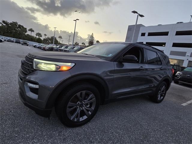 2022 ford explorer xlt