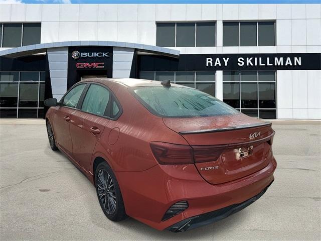 2022 kia forte gt-line
