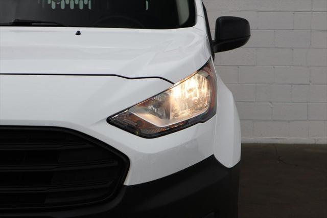2022 ford transit connect base