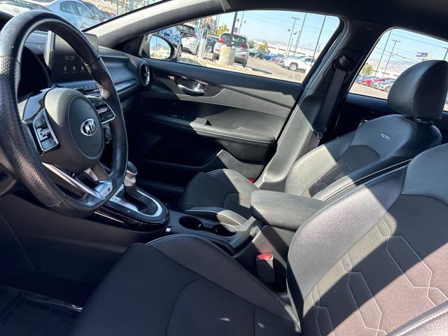 2020 kia forte gt-line