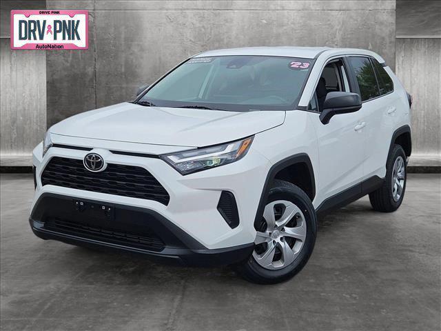 2023 toyota rav4 le