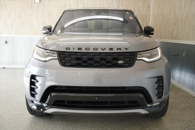 2021 land rover discovery p300 s r-dynamic