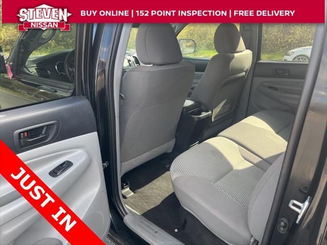 2013 toyota tacoma base