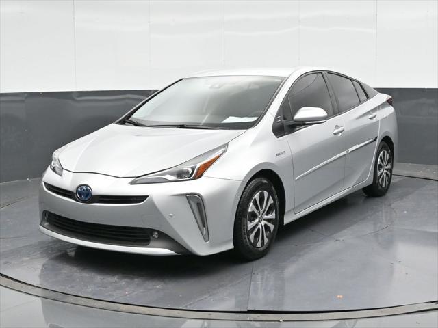 2022 toyota prius le