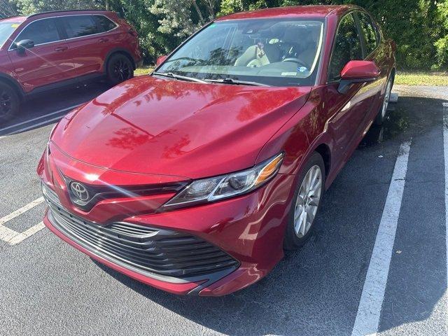 2020 toyota camry le