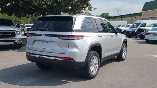 2024 Jeep Grand Cherokee laredo x