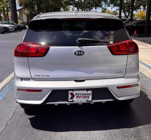2017 kia niro fe