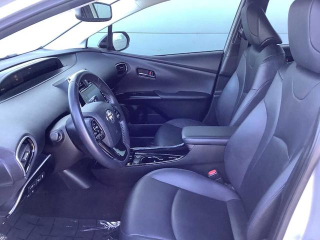 2021 toyota prius xle