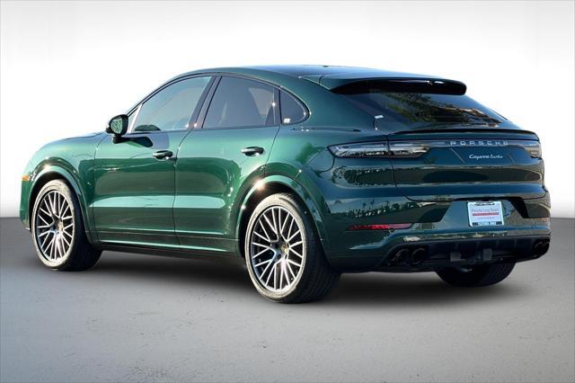 2022 porsche cayenne turbo