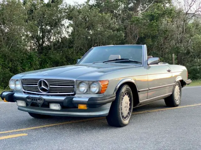 stunning mercedes 560sl | gorgeous rare color combination | mechanically sound