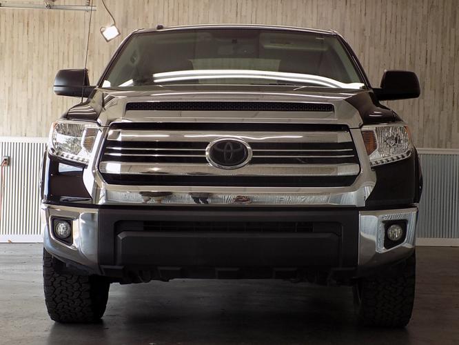 used 2017 toyota tundra 2wd crewmax sr5 nashville, tn 37210 for sale in nashville, tennessee