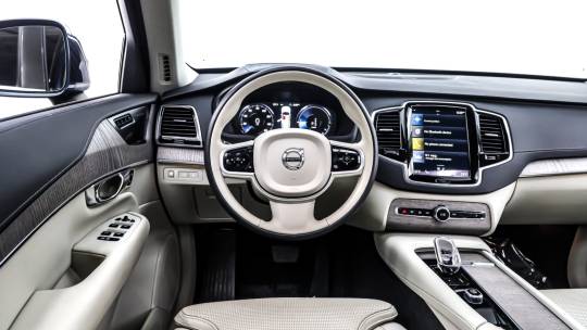 2022 Volvo XC90