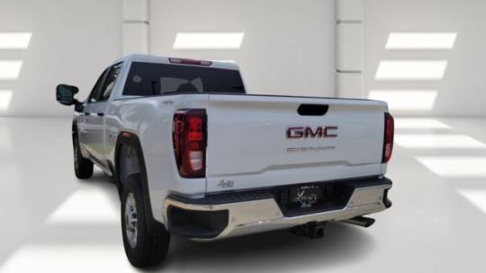 2024 GMC Sierra 2500hd pro