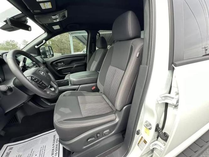 2023 nissan titan crew cab sv pickup 4d 5 1/2 ft in graniteville, south carolina