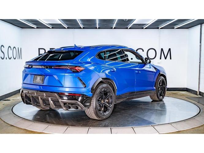 2019 lamborghini urus in jackson, mississippi