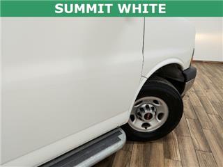 2022 GMC Savana 2500