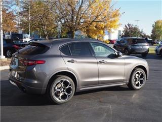 2023 Alfa Romeo Stelvio ti