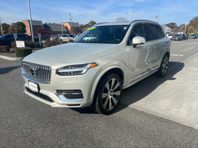 2022 volvo xc90 recharge plug-in hybrid t8 inscription 6 passenger