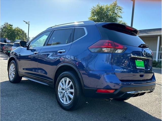 2020 nissan rogue sv
