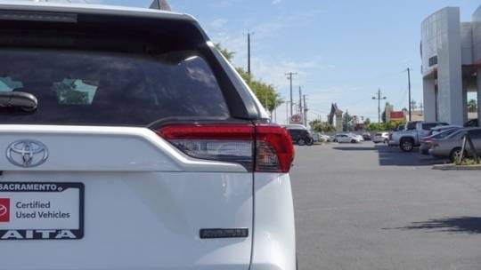 2023 toyota rav4 adventure
