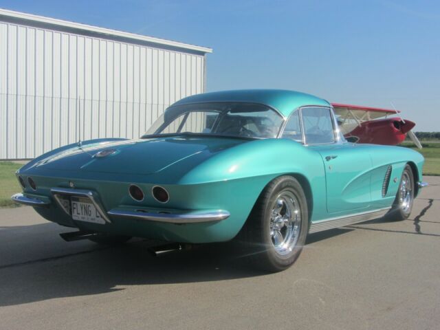 1962 chevrolet corvette, numbers matching 340 hp 327 v8, 4 speed, convertible
