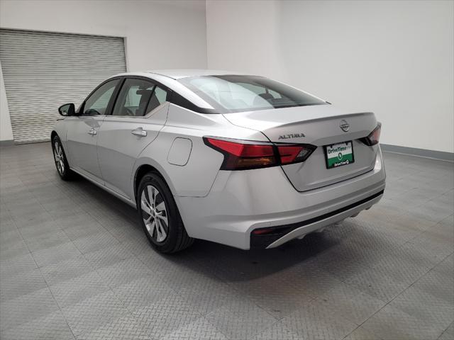 2023 nissan altima s fwd