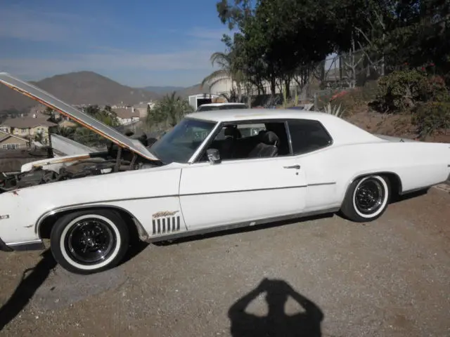 1969 buick wildcat rare optioned car bucket seats runs great 64000 original mile