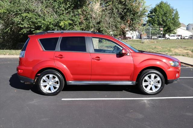 2013 mitsubishi outlander se