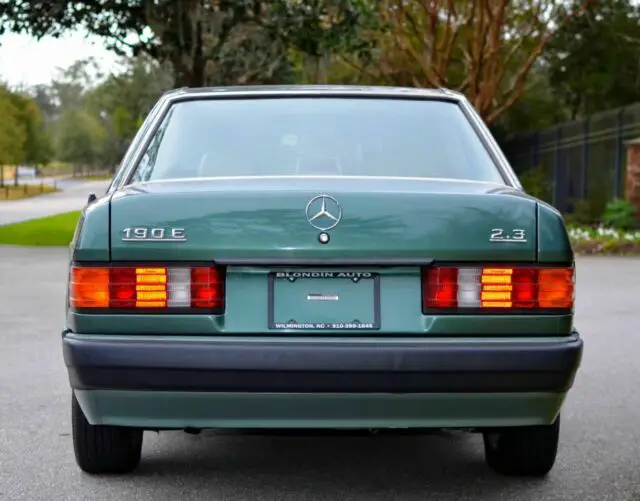 1993 mercedes-benz 190-class190 e 2.3 4dr sedanautomatic 4-speed