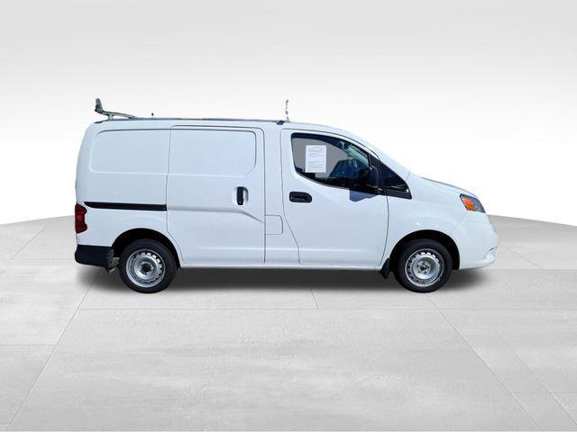 2021 nissan nv200 s
