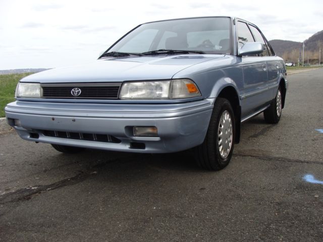 1992 toyota corolla le .one owner low low miles .l@@k !!! no reserve!