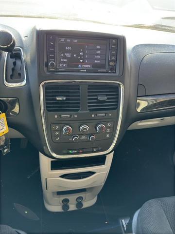 2018 dodge grand caravan se