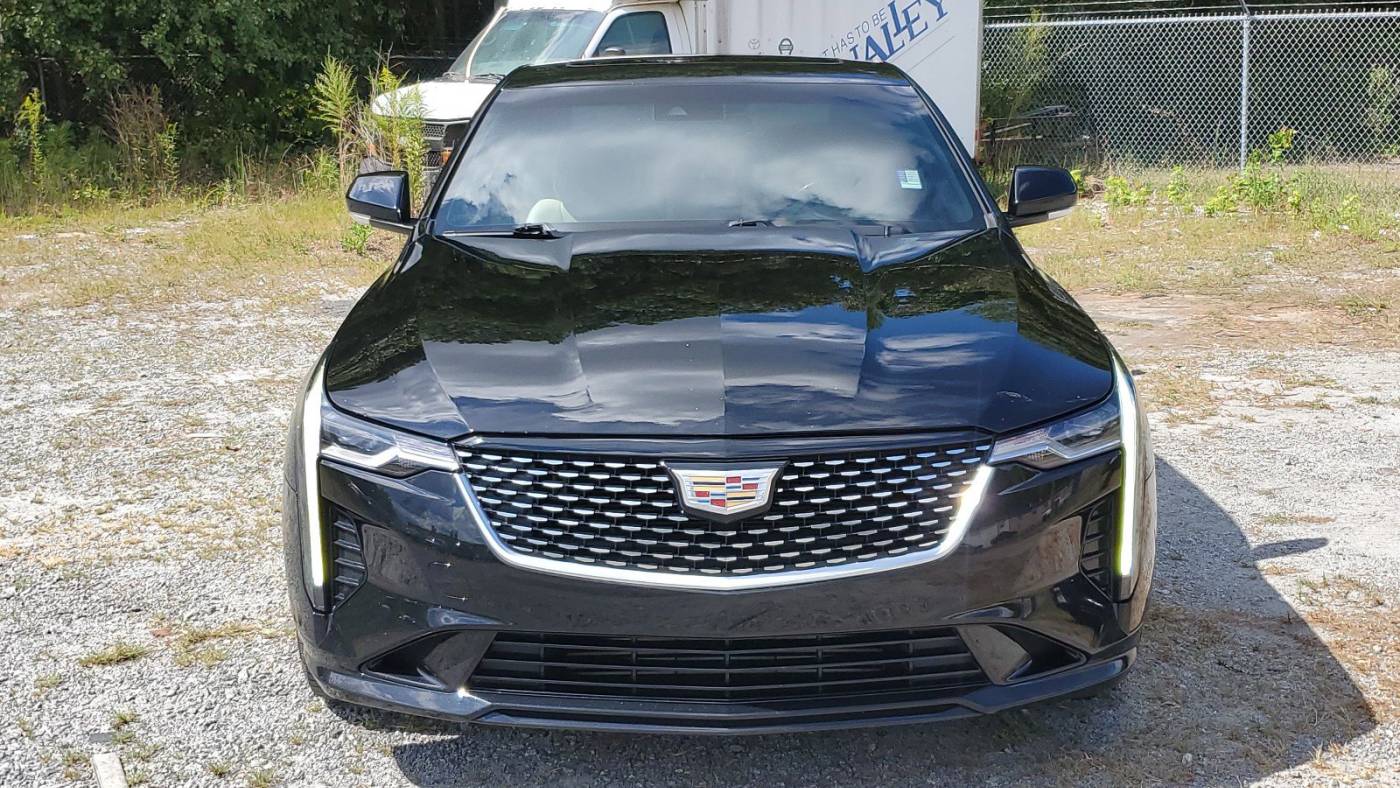 2021 cadillac ct4 luxury