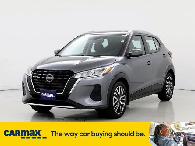 2023 nissan kicks sv