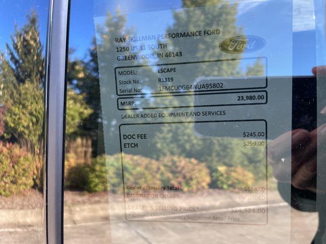 2022 ford escape se