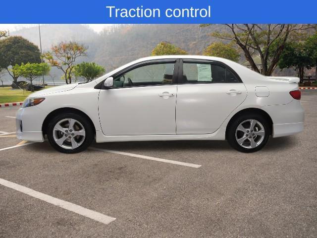 2013 toyota corolla s
