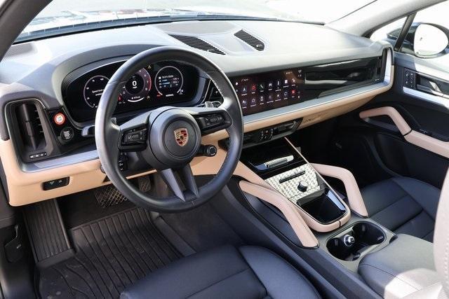 2024 porsche cayenne base