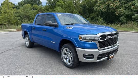 new 2025 ram 1500 big horn crew cab 5'7" box 4wd