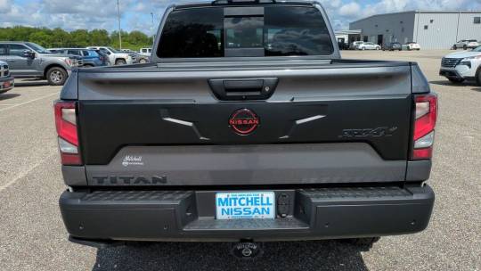 2024 Nissan Titan pro-4x