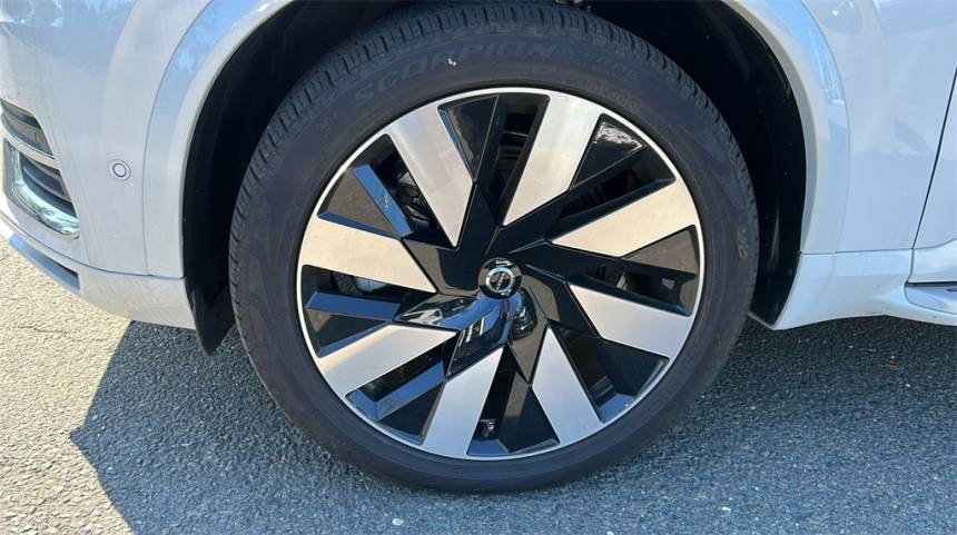 2023 volvo xc90 recharge t8 ultimate bright theme 6p