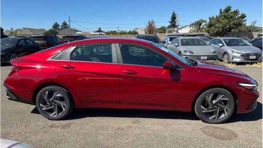 2025 Hyundai Elantra