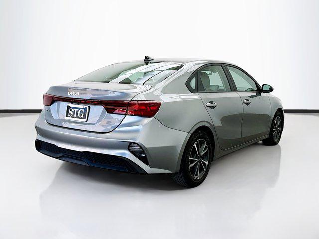 2022 kia forte lxs